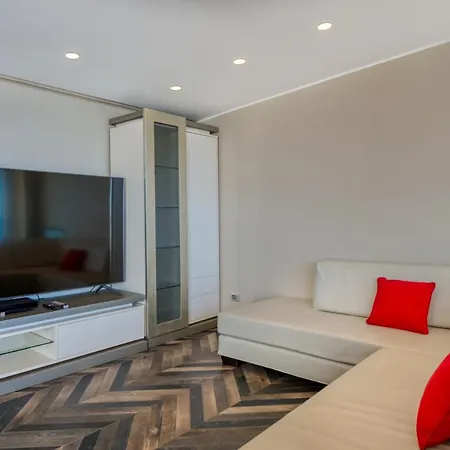 Duplex St Roman Lägenhet *